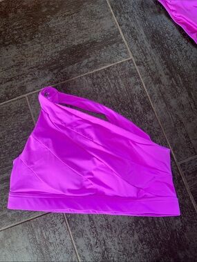 Kiava Women’s One-Shoulder Swim Top in Bright Purple XL